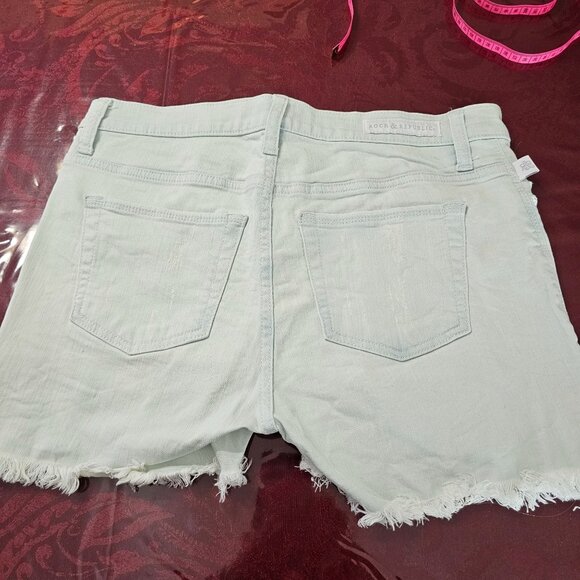 Rock & Republic Jean Cutoff Shorts W/Skull Embellishments Casual Festival - Picture 4 of 11